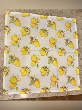 Princess House LIMONCELLO Lemon Print Cloth Napkins - Yellow, Green & White NWT